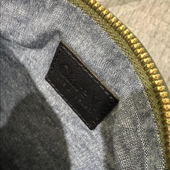 Clare V. Petit Moyen Messenger puffy woven Army green leather - Picture 6 of 6